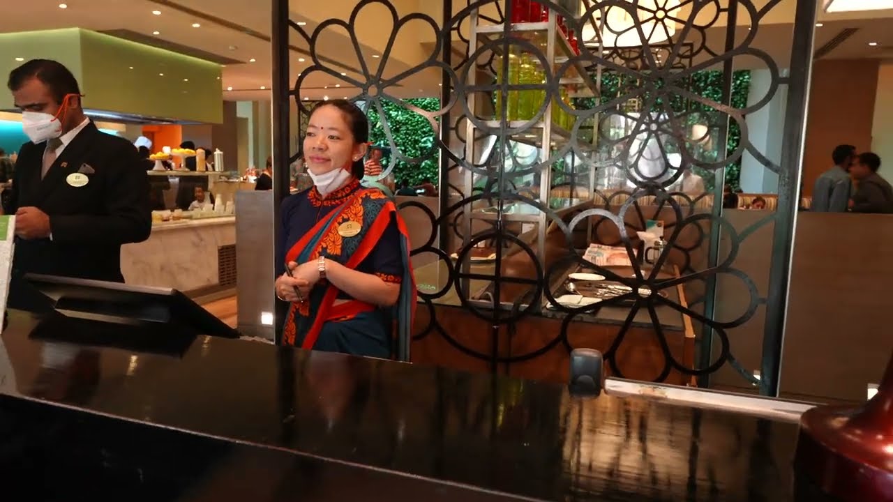 Breakfast buffet ITC Gardenia Bangalore, India 27.5.2023