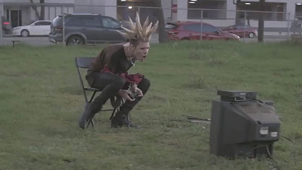 FREDDY KRUGER FREESTYLE (MUSIC VIDEO) - NASCAR ALOE