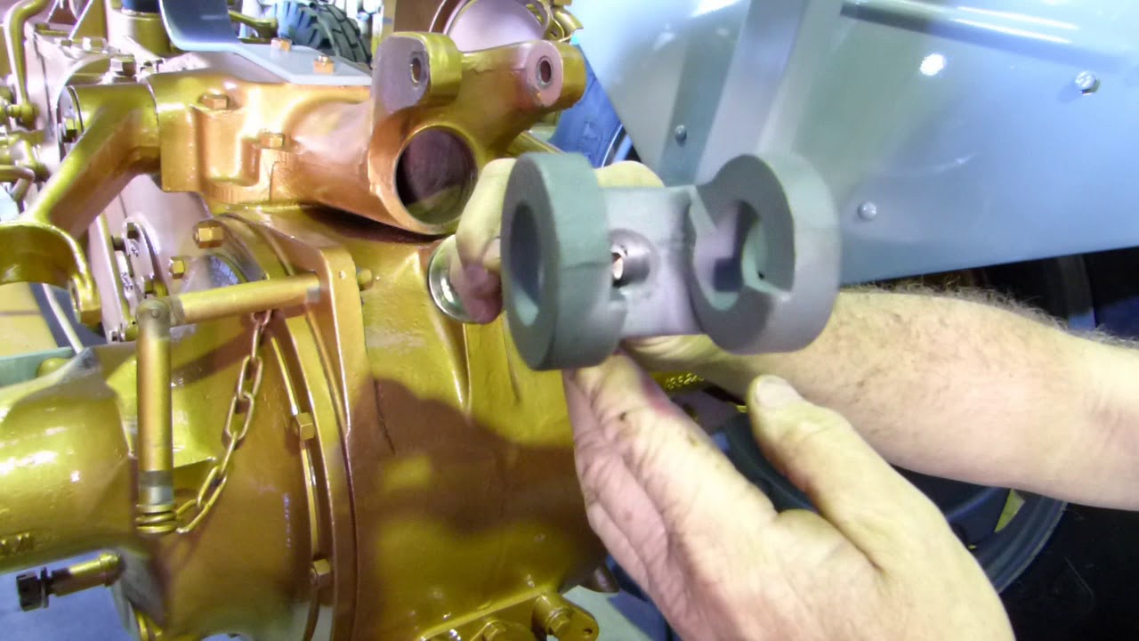 Ferguson FE35 Grey and Gold Restoration Part 19 Draft Link Spring