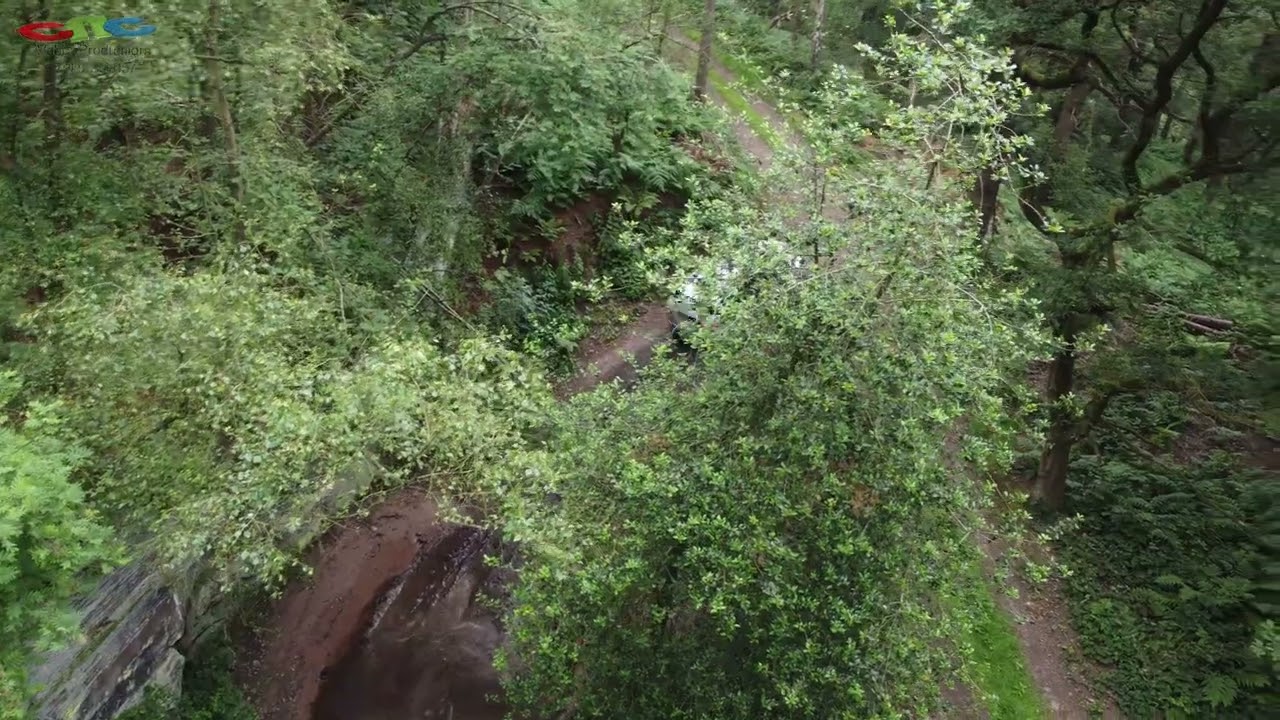 Land Rover Experience | Peckforton Castle Cheshire