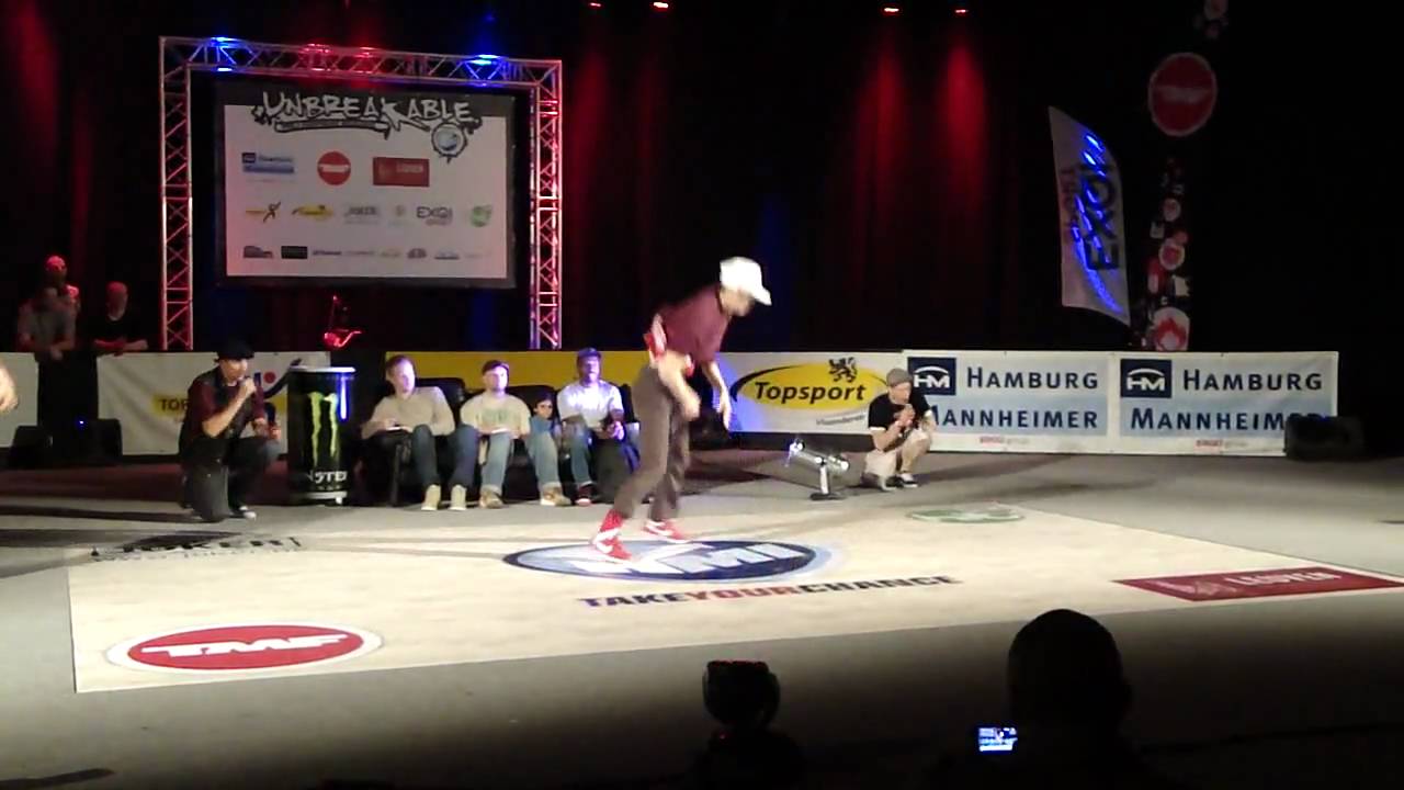 Unbreakable 2010 - 1/8 finals - Kolobok vs Wing