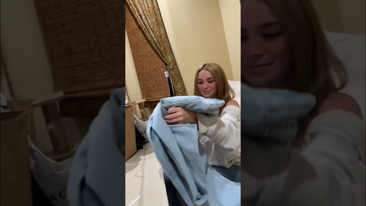 معاذ مع حبيبته يتسوق لها😍