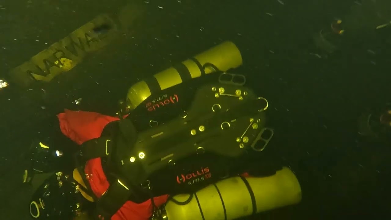 HOT-Divers Diving at Island 4 Vinkeveen (NL)