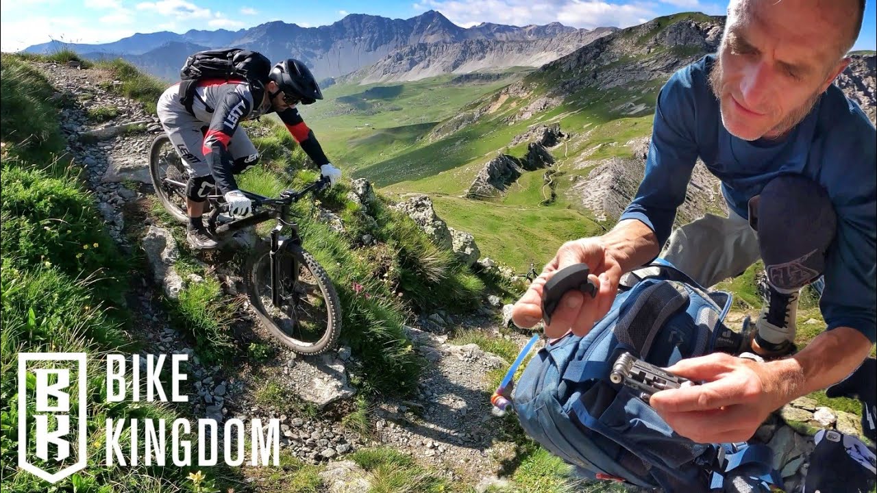 Technischer Spitzkehren Trail 😏 vom Weisshorngipfel in Arosa 🎒 WAS hat Thomas im MTB Rucksack dabei?