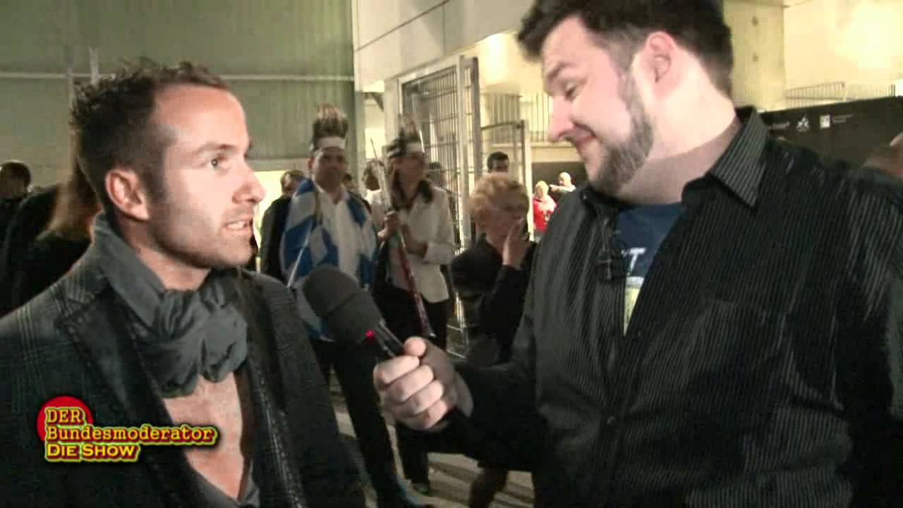 Salonretter Andreas Wendt : Mit Brusthaartoupet zum 