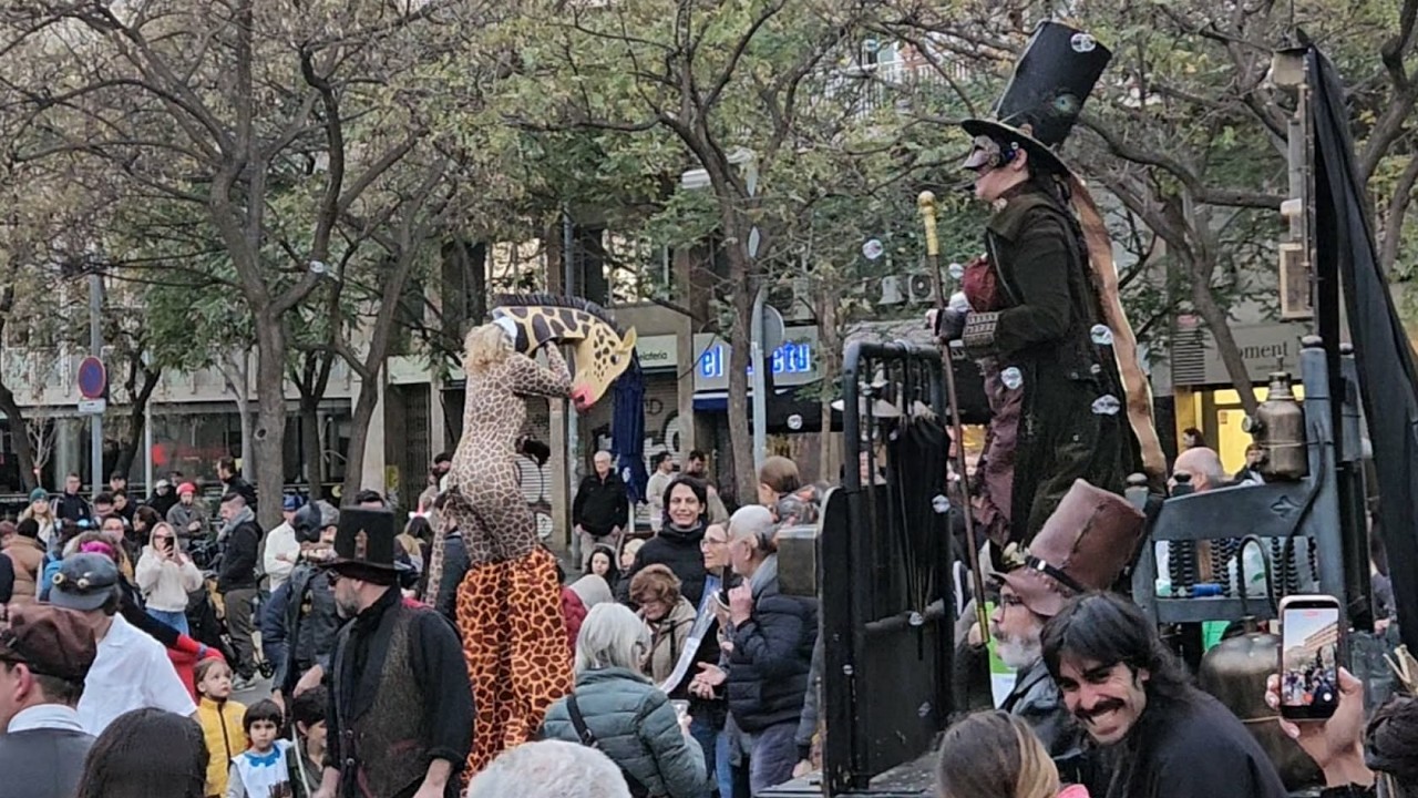 BARCELONA & SITGES CARNAVAL 🎭🔥🇪🇸✨