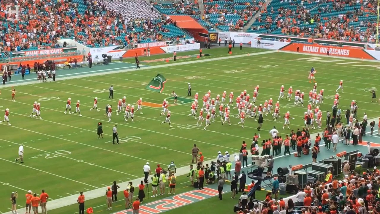 Miami Hurricanes run out of smoke to begin 2017