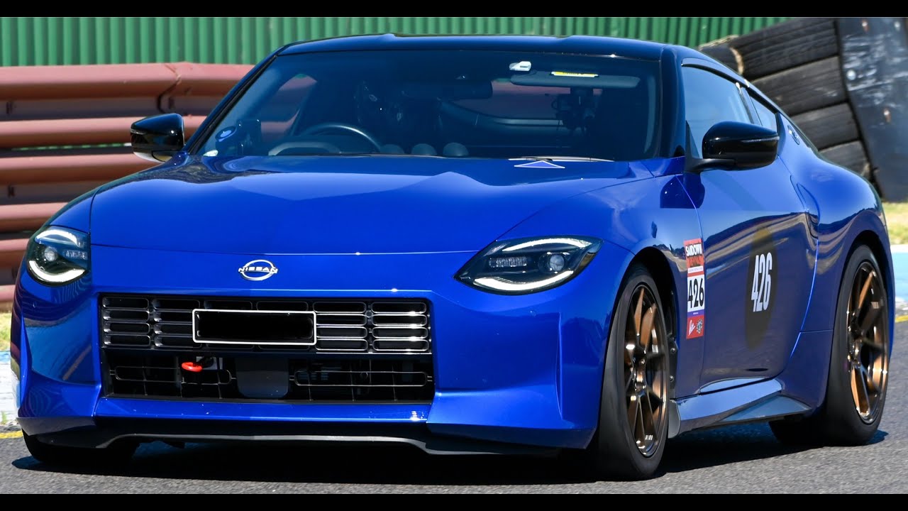 Nissan Z (RZ34 400Z) at Phillip Island with MSCA, 1:52.4. Track day in car.