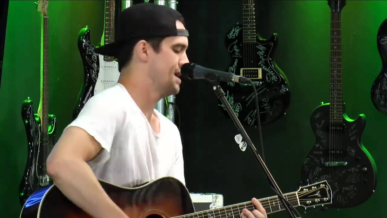 97x The Green Room Performance 