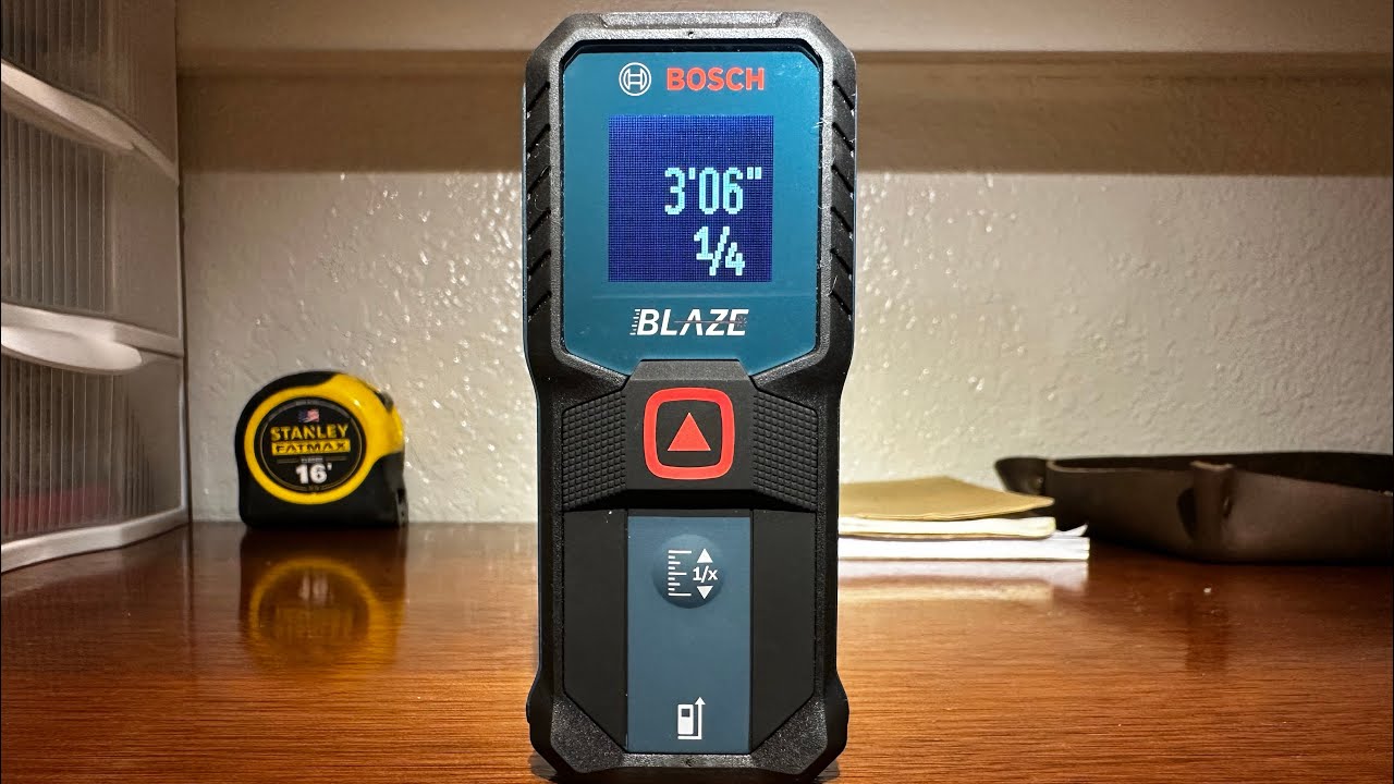 Очень хорошая лазерная рулетка. (Bosch GLM100-23)