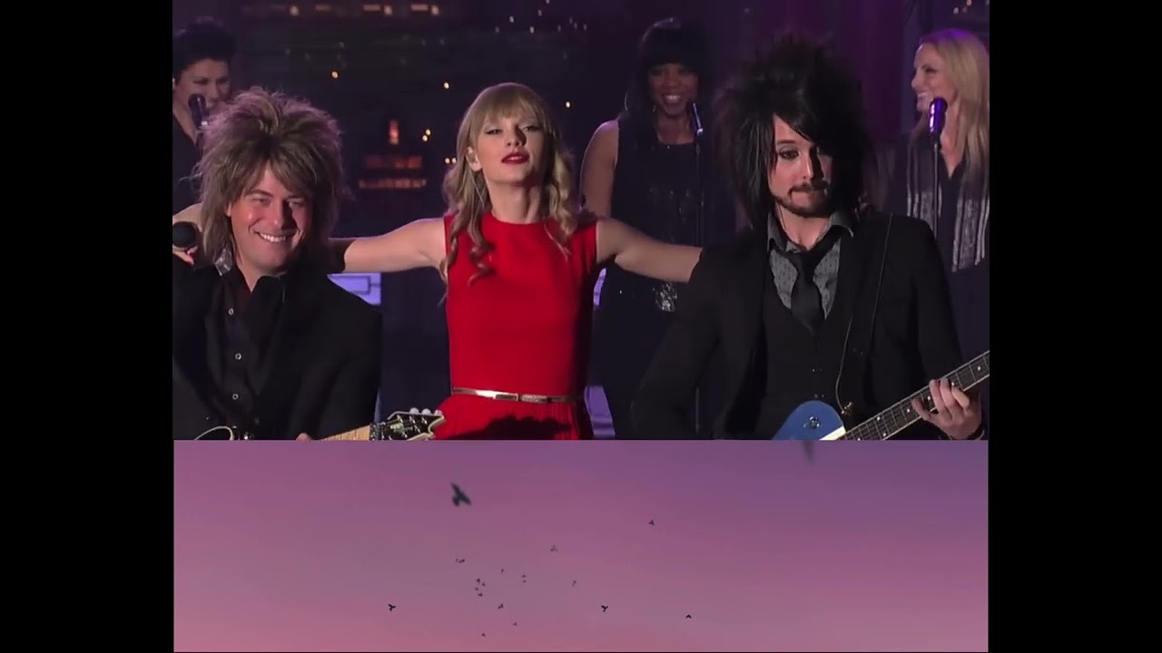 Watch Taylor Swift perform 