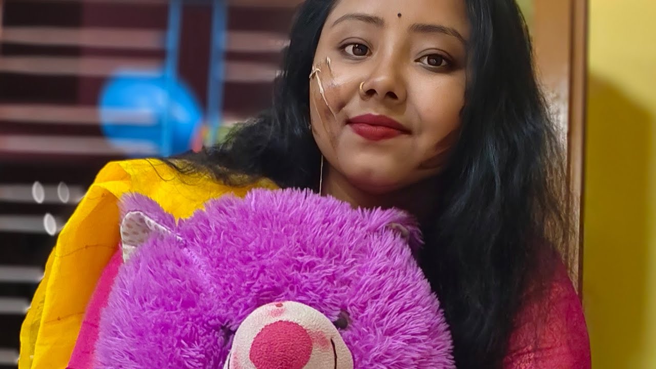 Village blogger pinki is live!