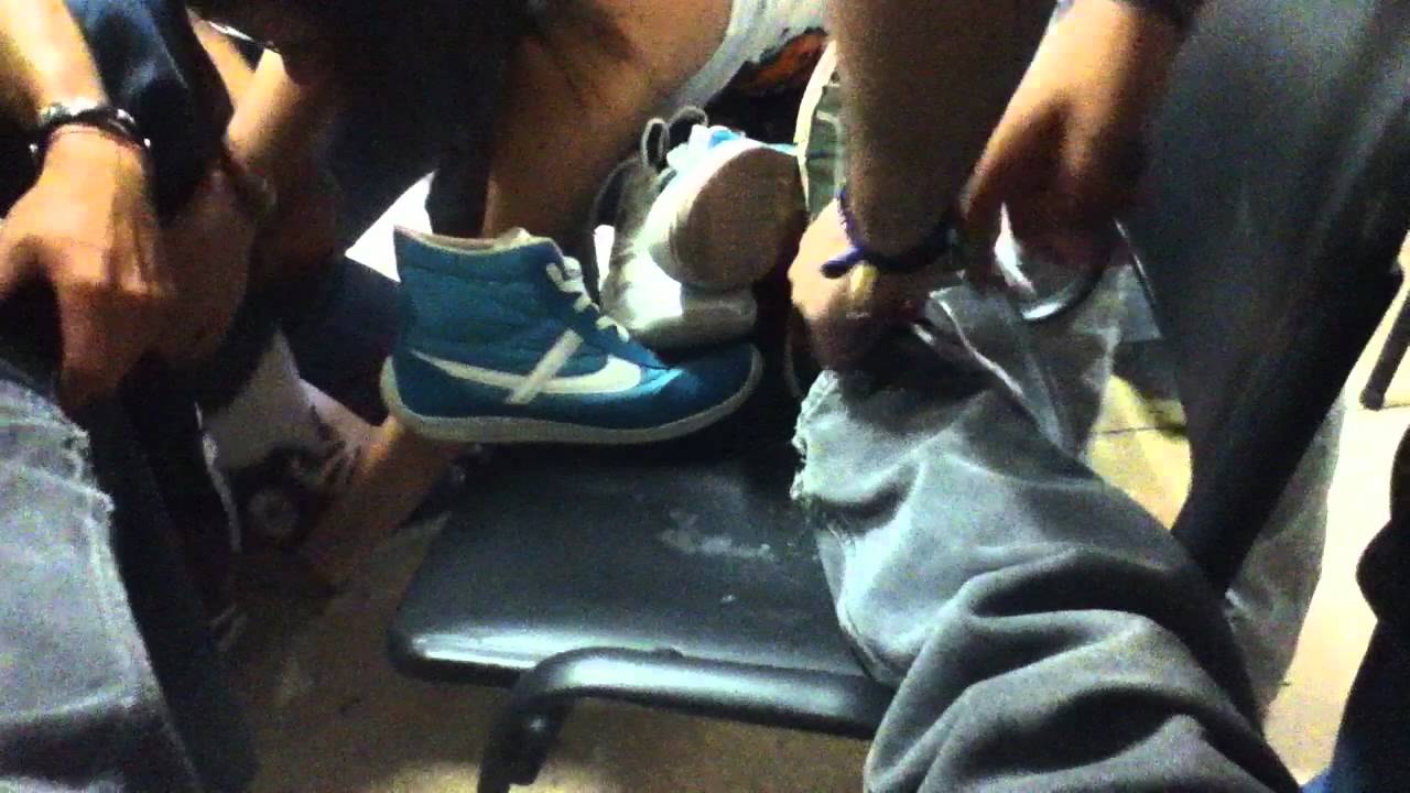 TODOS LOS ZAPATOS... TODOS LOS CALCETINES