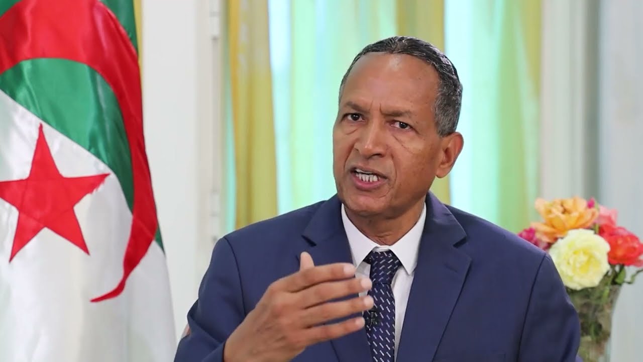 لقاء خاص مع الدكتور محمد بن مالك والي ولاية باتنة ( الجزء الثاني)