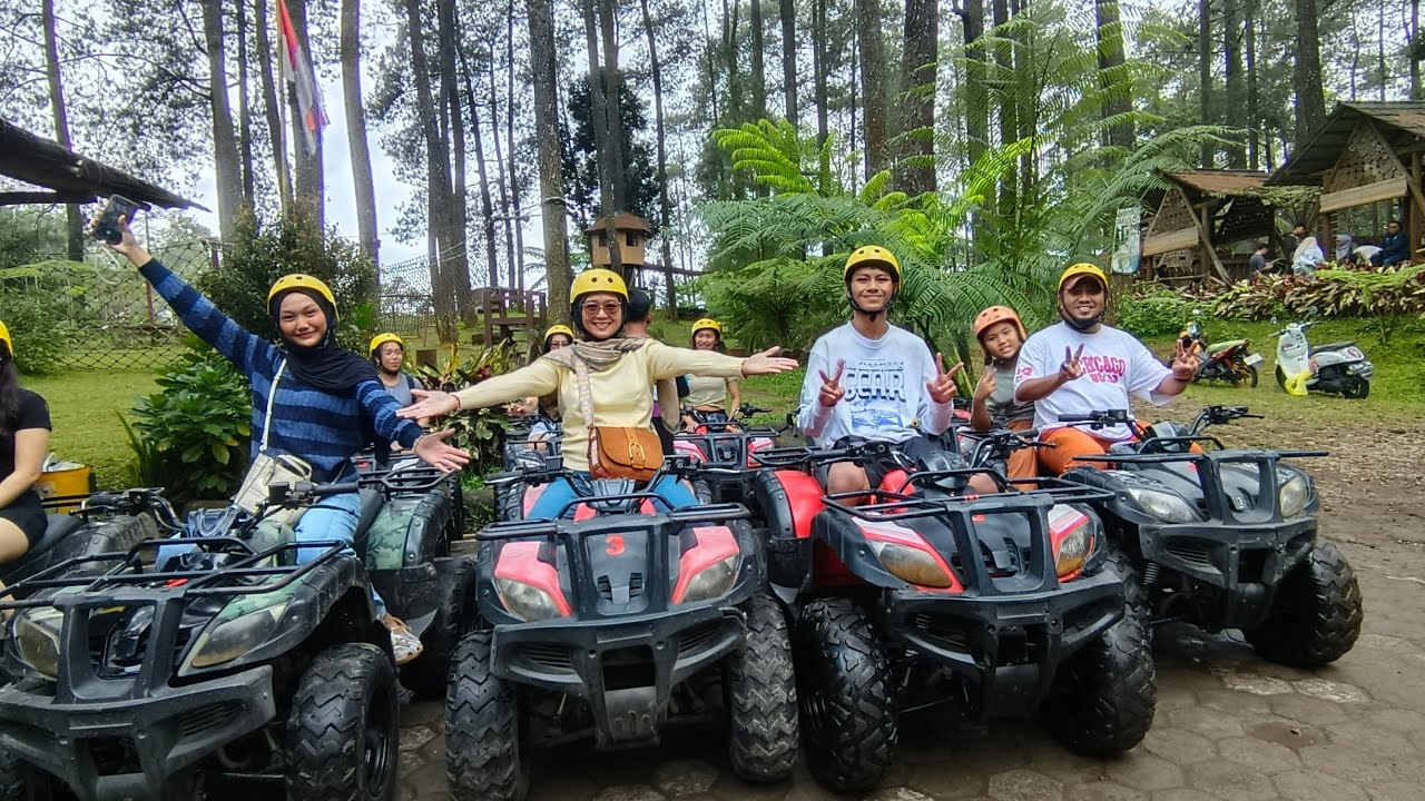 BERMAIN ATV DI CIKOLE LEMBANG