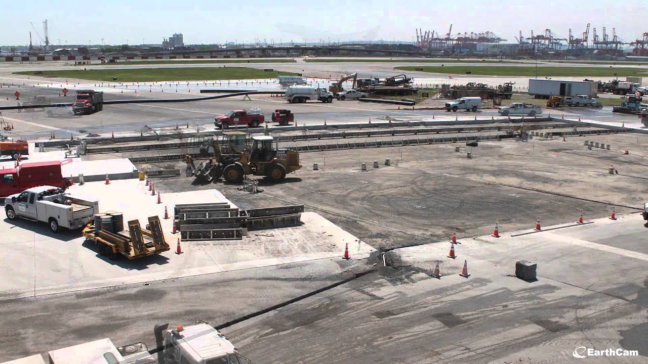 Crisdel Group - EWR Runway 4L-22R - Intersection Reconstruction