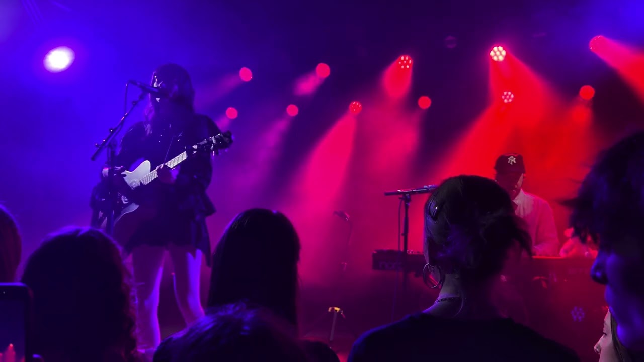 Holly Humberstone (Live) - Die Happy (Copenhagen - Lille Vega) (14. Feb. 2026)