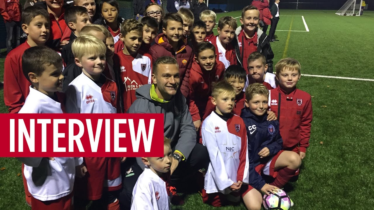 Ben Gibson unveils new 3G pitch at Laurence Jackson School