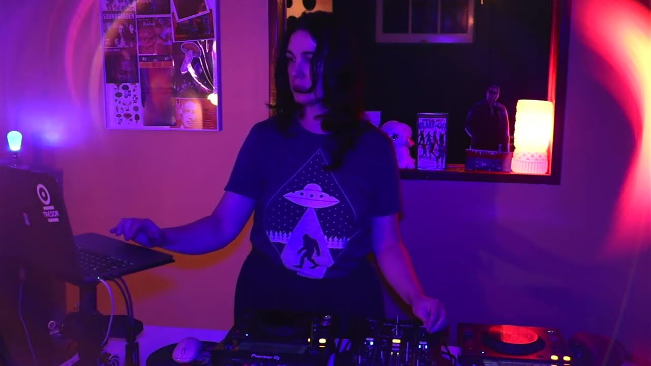 DJ set techno and electro