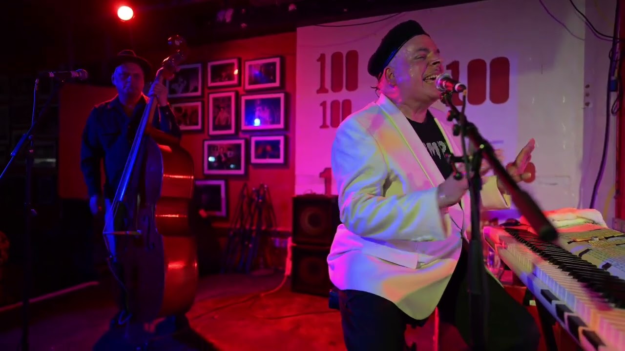 Mike Sanchez at 100 Club