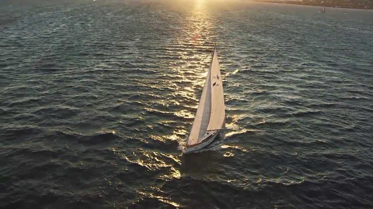 BAVARIA - CRUISER 41 - In Action