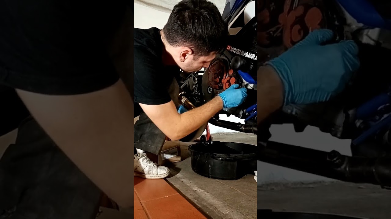 smontaggio frizione per sostituire i dischi, del mio suzuki gsx r 600 2006 2007.