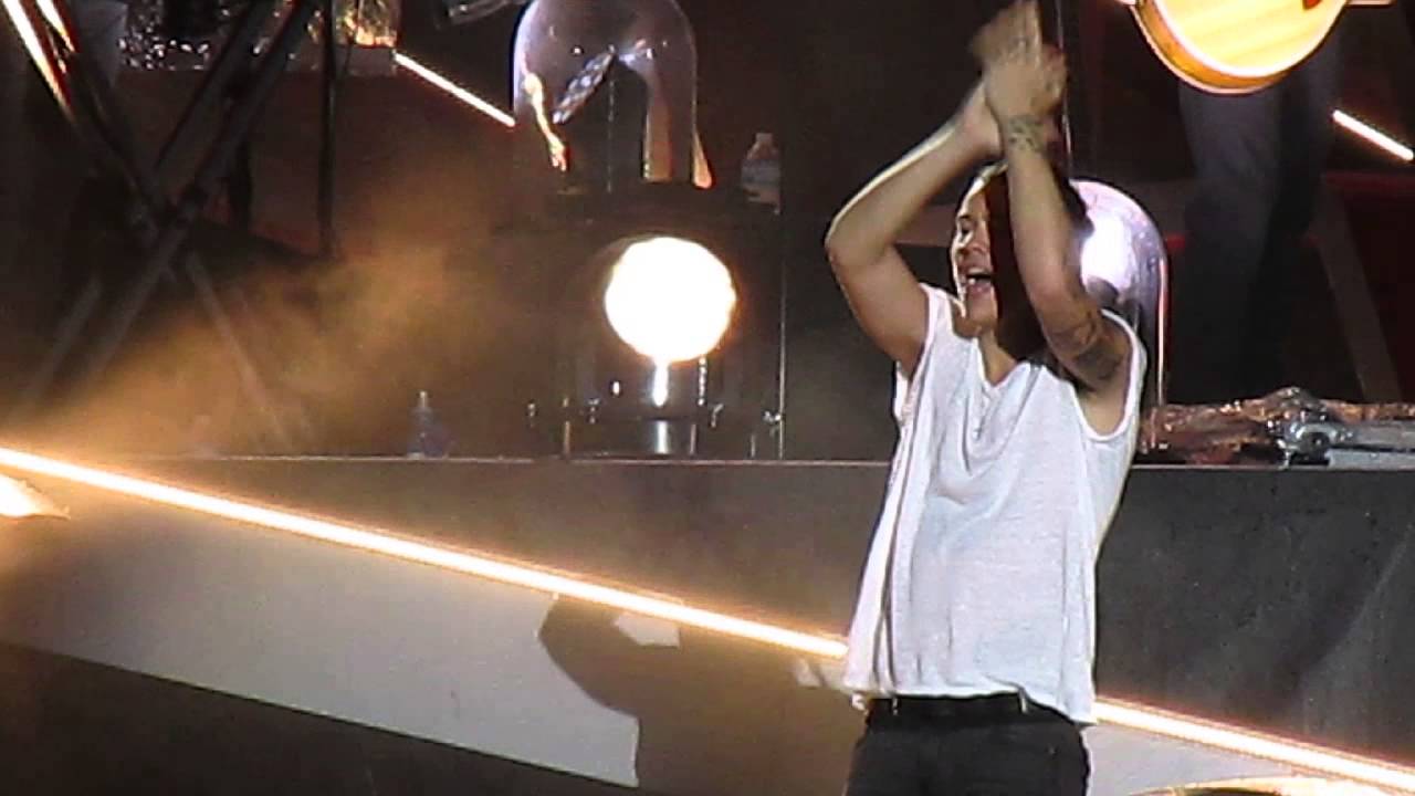 Harry Styles - October 3, 2014 Tampa, Florida - Through the Dark & Harry's dances