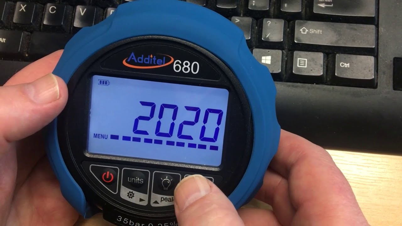 Setting the Clock on Additel680