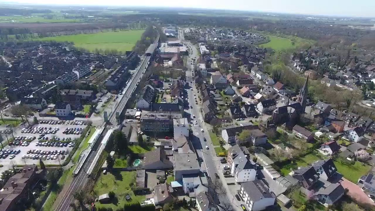 Duisburg Huckingen , kleiner Rundflug