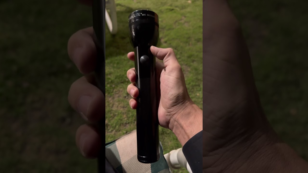 Maglite 2 D led Flashlight