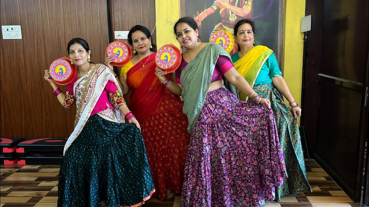 Dafli Wale Dafli Baja | Dance Cover | Dance Choreography | Ladies Group Dance | Easy Dance Steps