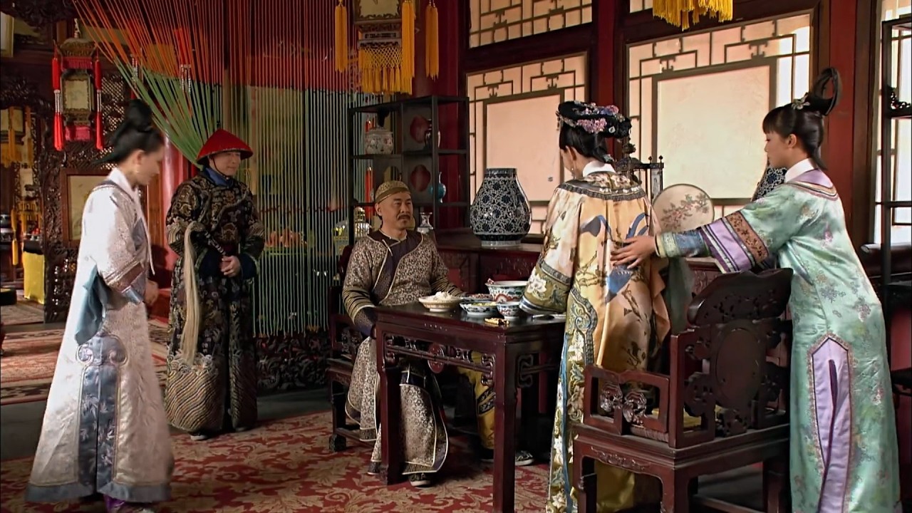 祺嬪美麗卻實在愚蠢，一頓騷操作直接讓皇帝嫌棄 #孙俪 #蔡少芬 #蒋欣 #古装