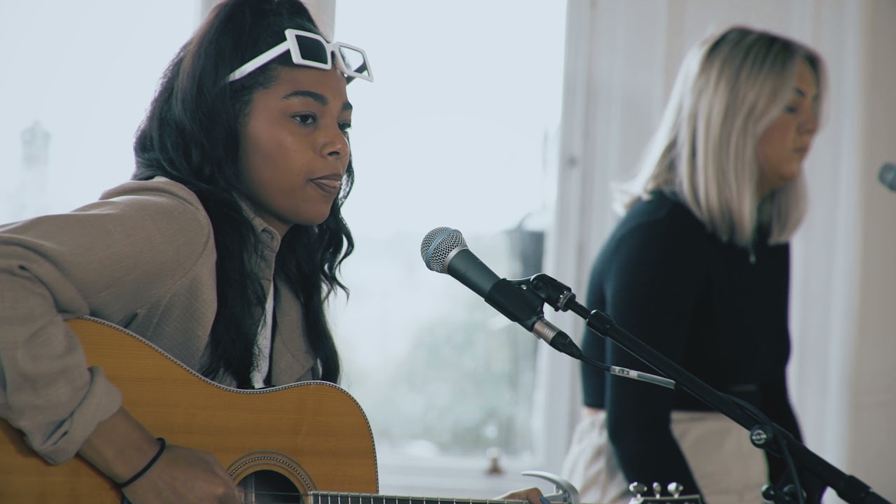 Brooke Combe - 'Used To Love Me'  - TTV