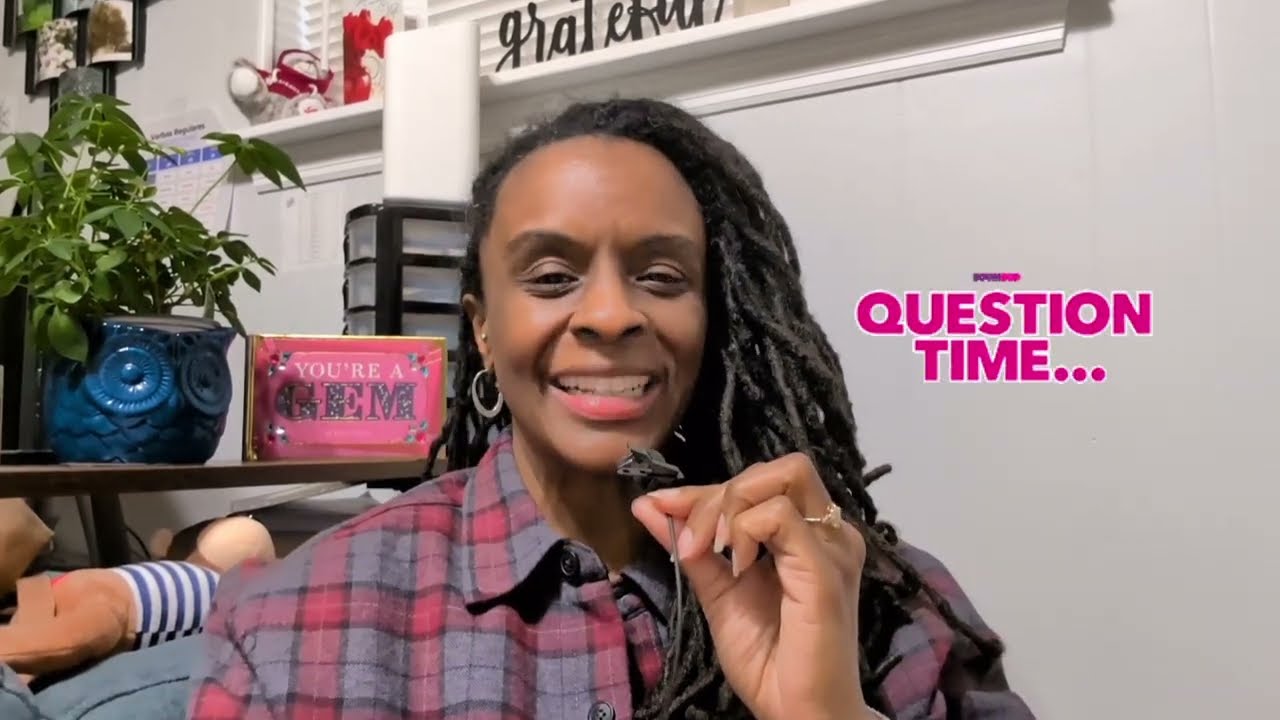 👂SLOW English Listening Practice “ Favorite Hobby” | A2-B1 Level | Slow English Fridays with Davind