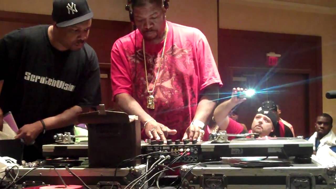 Diamond D DJing With 45s @ The Core DJs Retreat XIV