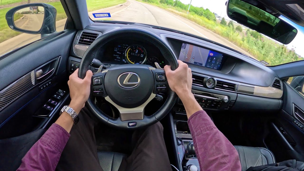 Lexus GS F 2016 года &mdash; впечатления от вождения от первого лица.