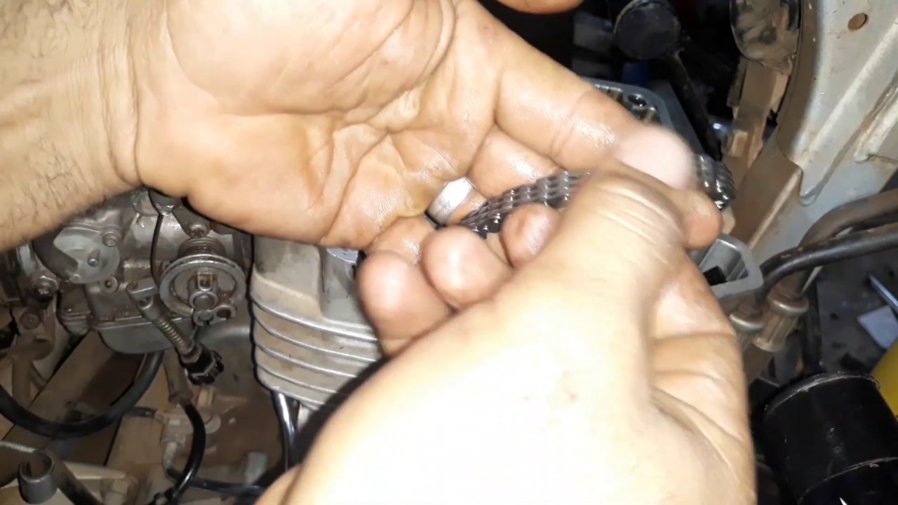 Como Trocar Corrente de Comando Sem Desmontar o Motor.
Retirando Apenas a Tampa de Válvulas.