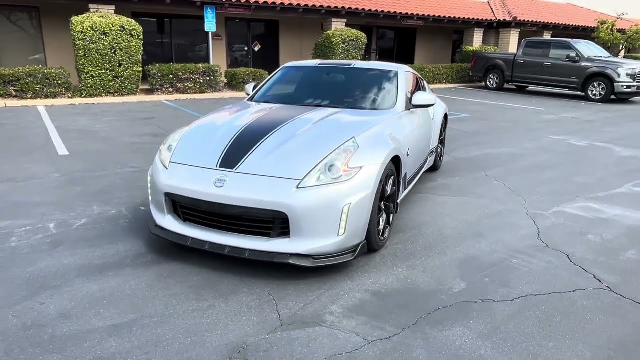 2017 Nissan 370Z Sport Tech || IDEAL AUTOSALES