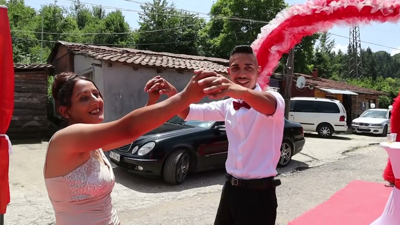 ГОДЕЖ НА АНГЕЛИНА И ЦЕЦО ТРОЯН