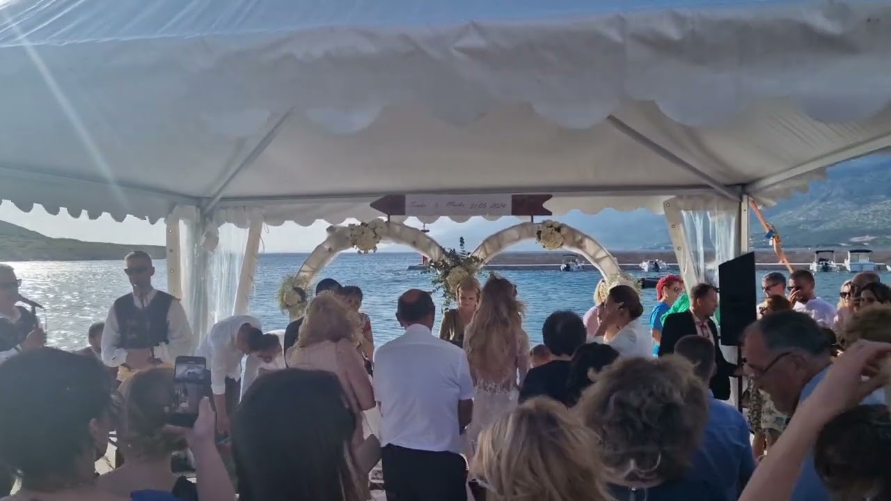 Dajem ti rič / Klapa Sebenico (Vjenčanje)