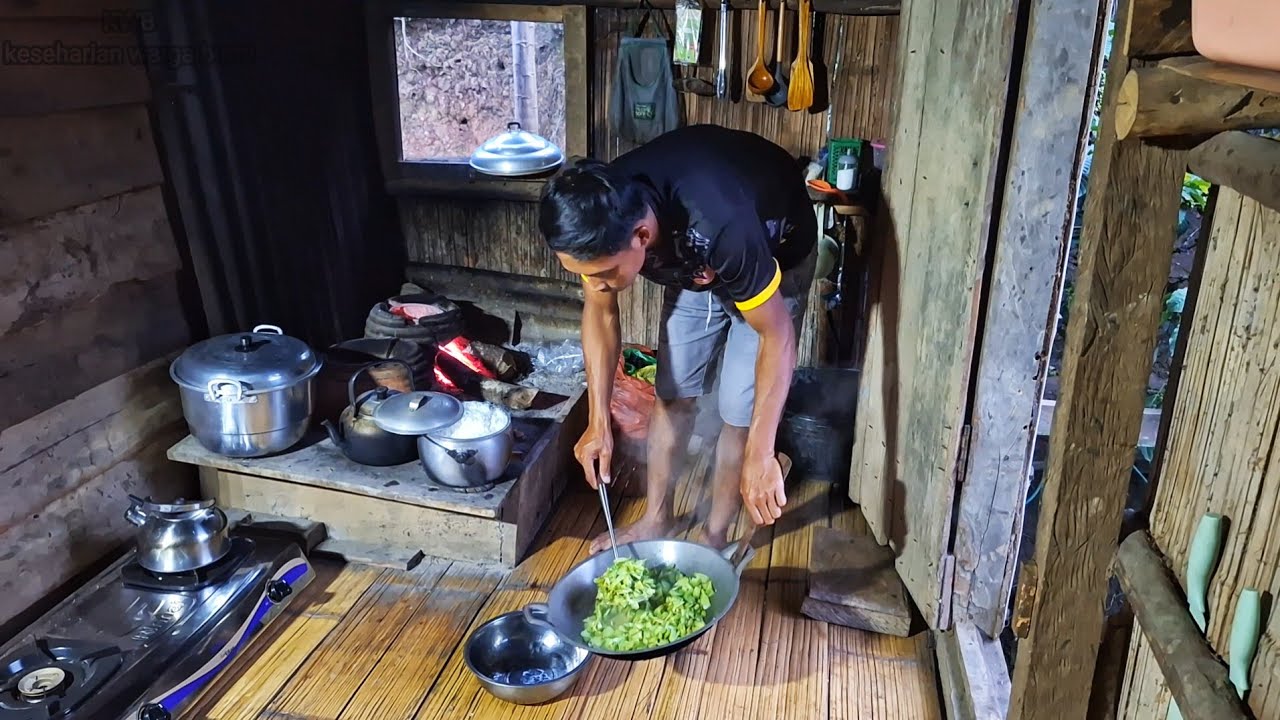 Penuh Lika Liku, Kehidupan Nyata Pemuda Kebun, Saat Bulan Ramdhan