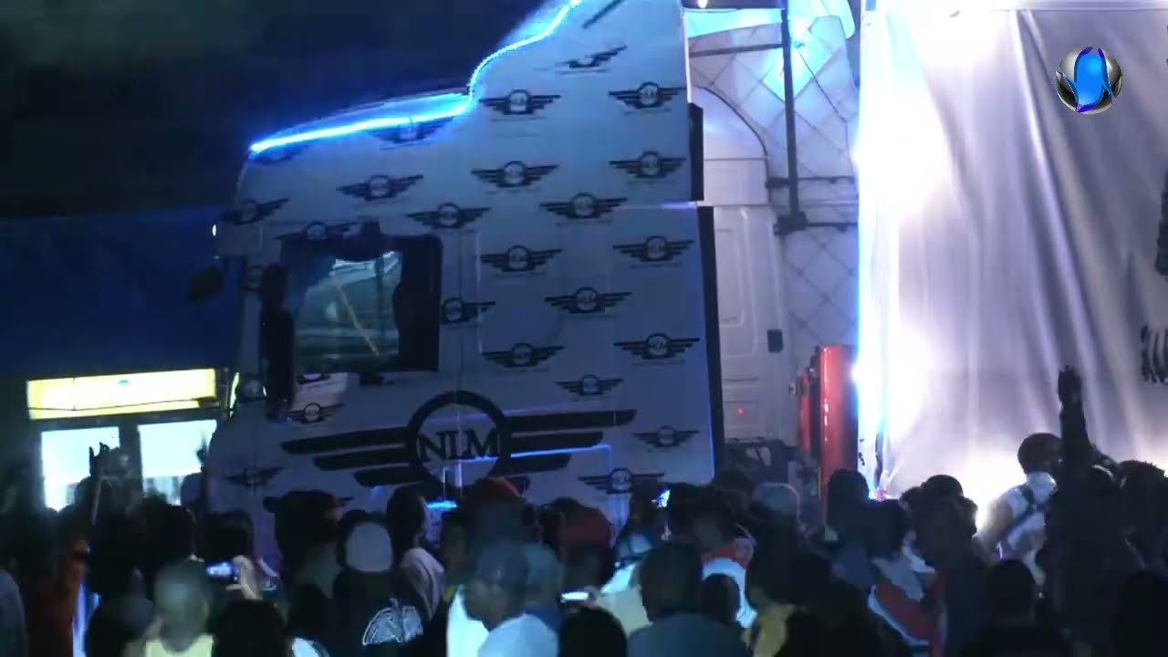 RAYVANNY aingia na Lori Show ya Fiesta Tabora