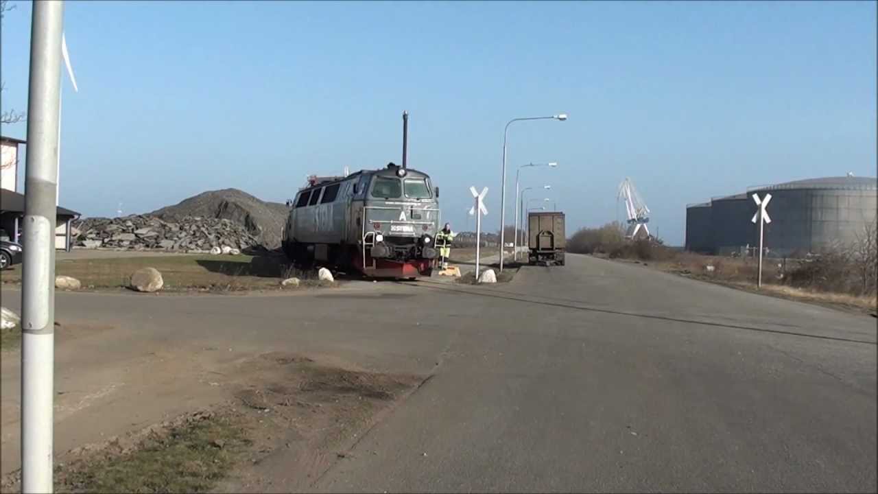 Stena TMZ 1422 med Stena skrot d. 28/3-12