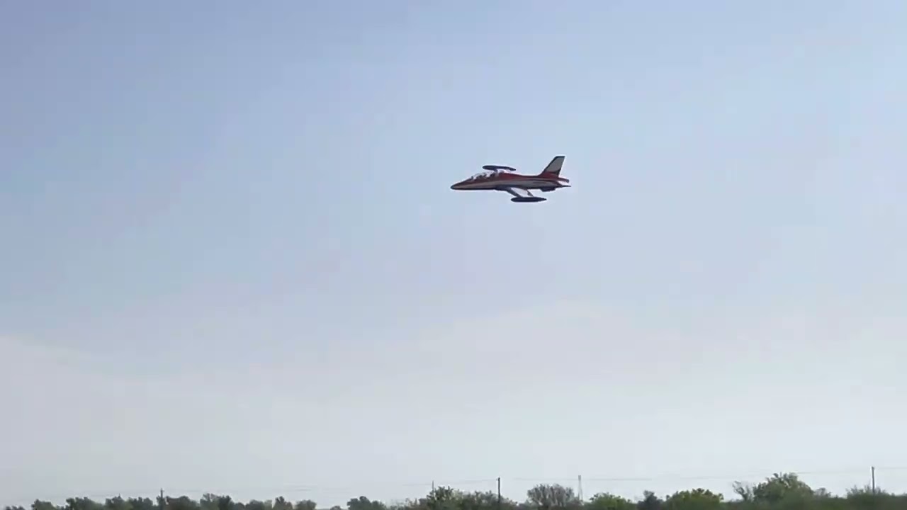 ALI MACHINCHY IS FLYING HIS HANGAR-9 AERMACCHI MB 339 AGAIN