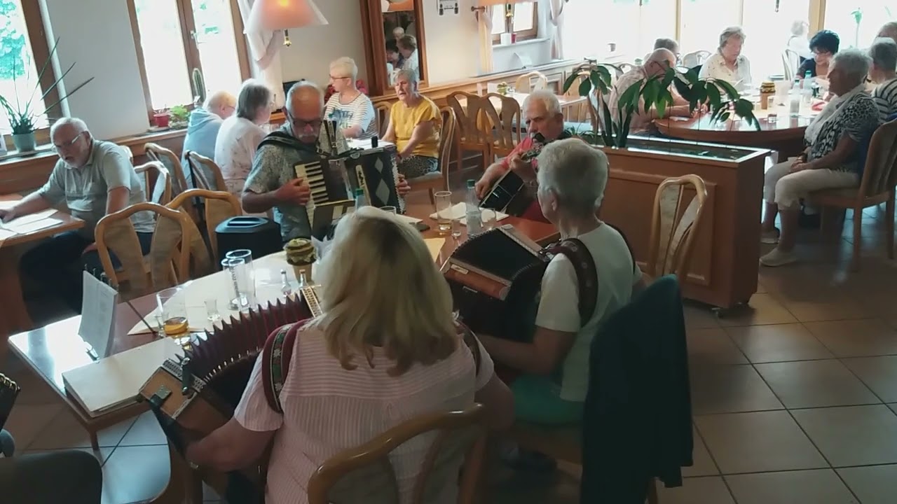 Einmal geht alles zu Ende - Singen im Rhön-Hotel am Grabenhöfchen/ Poppenhausen am 16.06.25