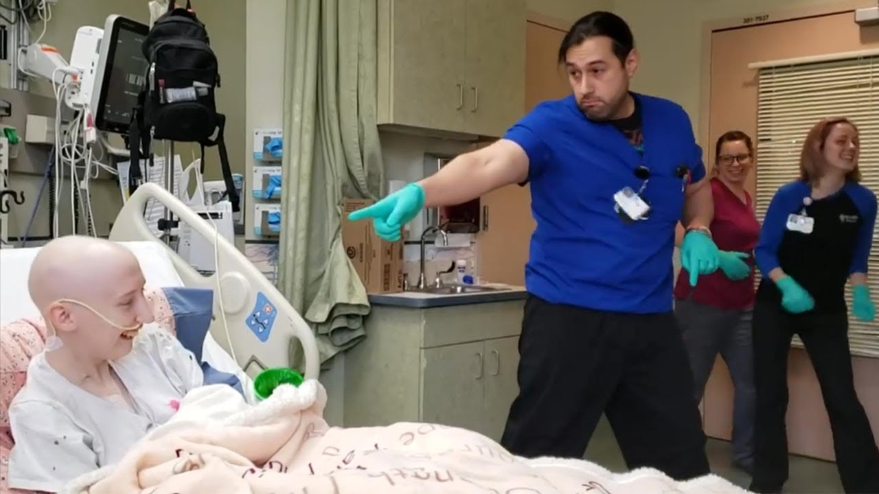 Kids in Hospital Love This Dancing Nurse&rsquo;s Silly Routines