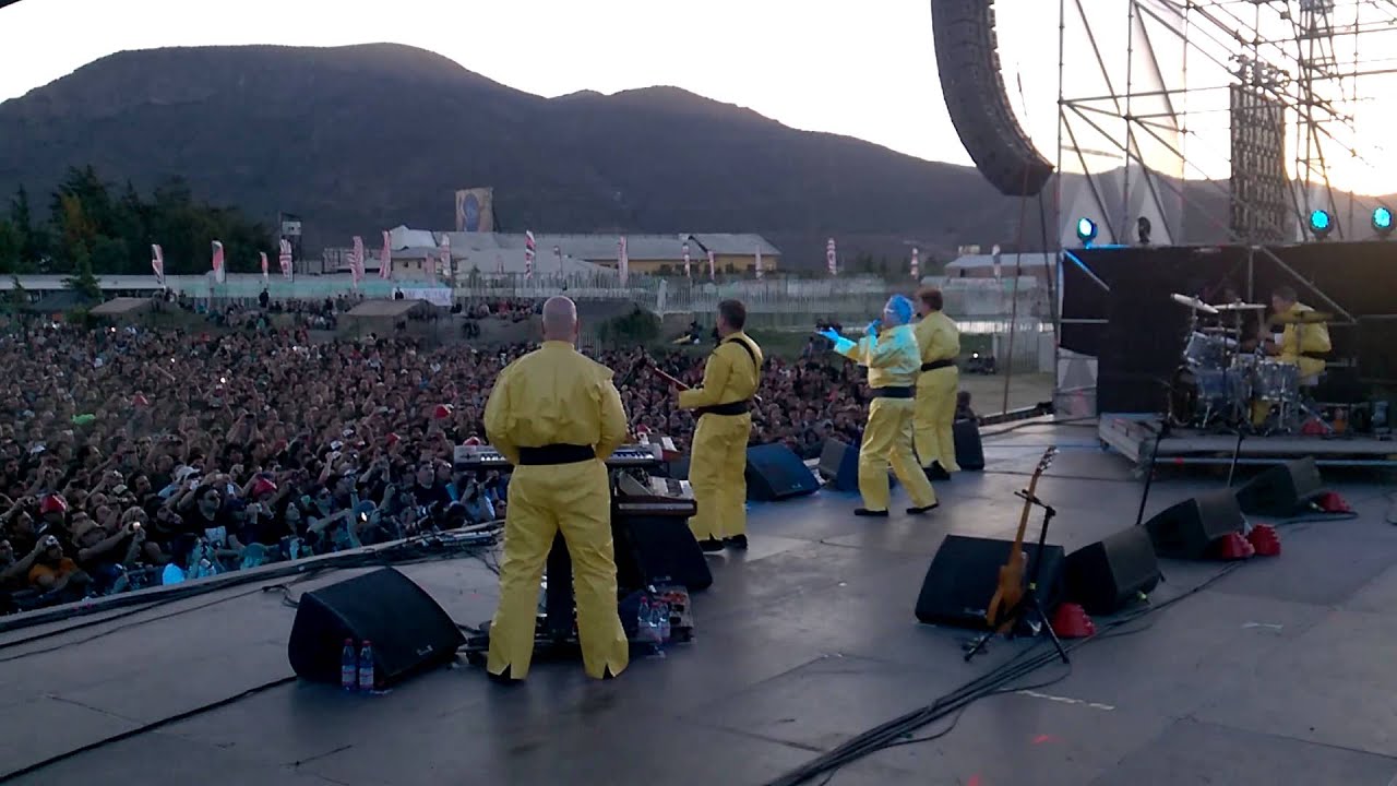 DEVO That's Good at ROCKOUT FESTIVAL in Santiago CHILE Dec. 6th 2014