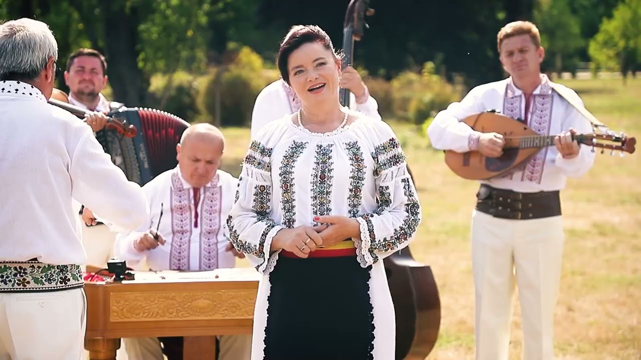 Satul meu, frumos meleag. Muzica Timofei Trigubenco, versuri și interpret Viorica Ciubotaru.