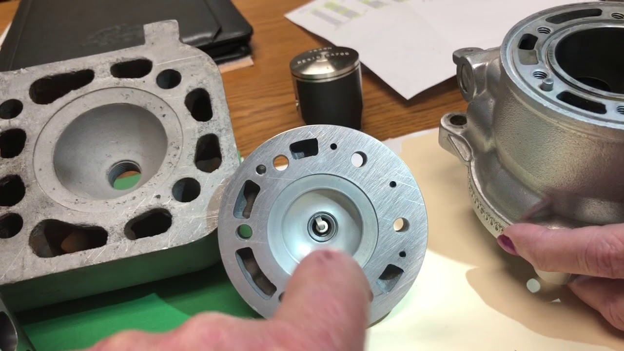 Saab Two Stroke vs Motor Cycle, Two Stroke with Power Exhaust Valve