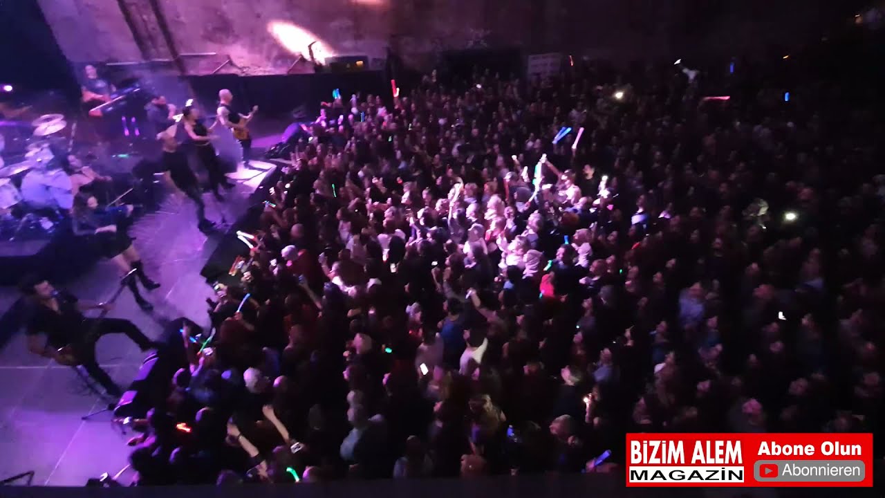 Haluk Levent - Kaçış ve Ankara (Berlin konserinde sahneye çıkışı) 2019